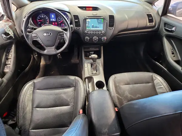 KNAFZ4A82G5589607 2016 KIA FORTE - Image 8