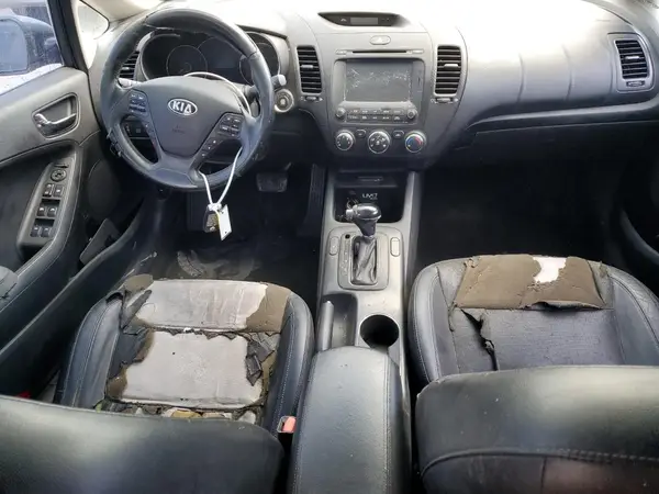 KNAFZ4A83G5529190 2016 KIA FORTE - Image 8