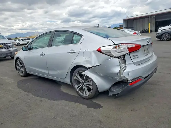 KNAFZ4A83G5550394 2016 KIA FORTE - Image 2