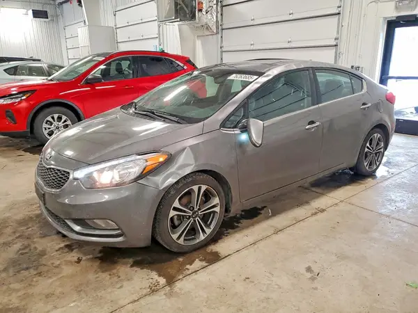 KNAFZ4A83G5551142 2016 KIA FORTE - Image 1