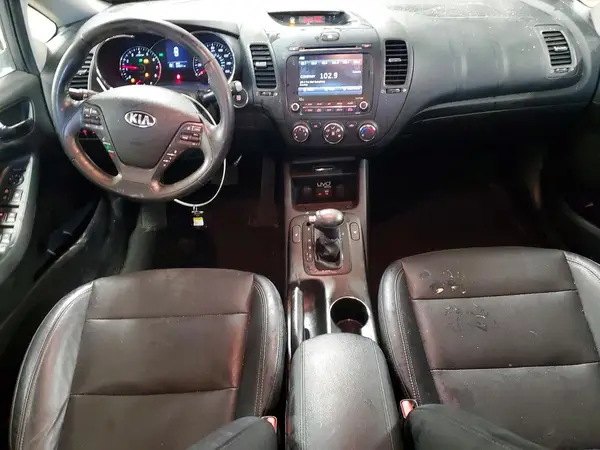 KNAFZ4A83G5551142 2016 KIA FORTE - Image 8