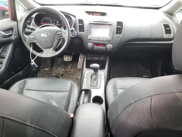 KNAFZ4A83G5608925 2016 KIA FORTE - Image 8
