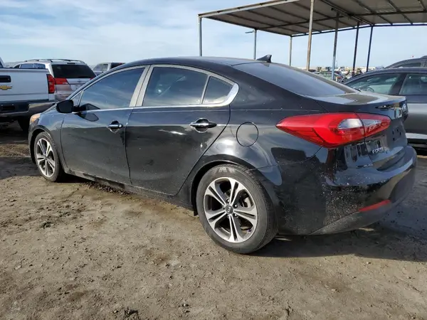 KNAFZ4A84G5463426 2016 KIA FORTE - Image 2