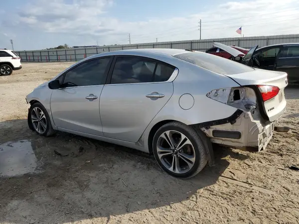 KNAFZ4A84G5473437 2016 KIA FORTE - Image 2