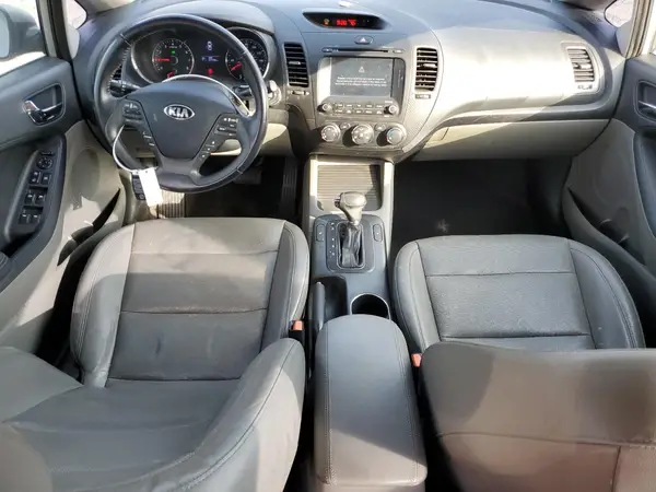 KNAFZ4A84G5473437 2016 KIA FORTE - Image 8
