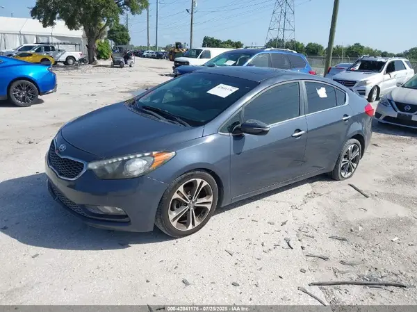 KNAFZ4A84G5473650 2016 KIA FORTE - Image 2