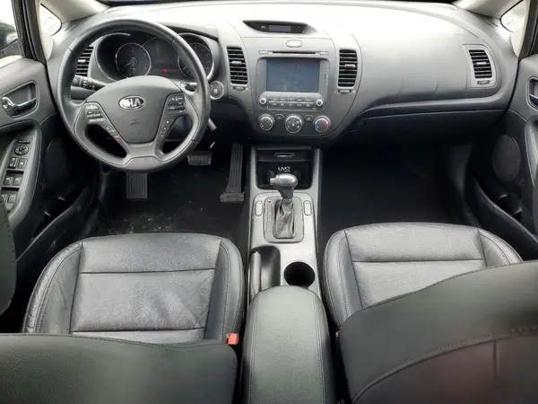 KNAFZ4A84G5551408 2016 KIA FORTE - Image 8