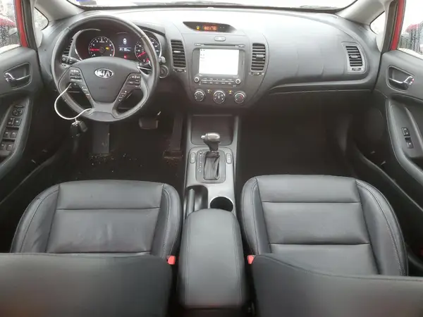 KNAFZ4A85G5490618 2016 KIA FORTE - Image 8