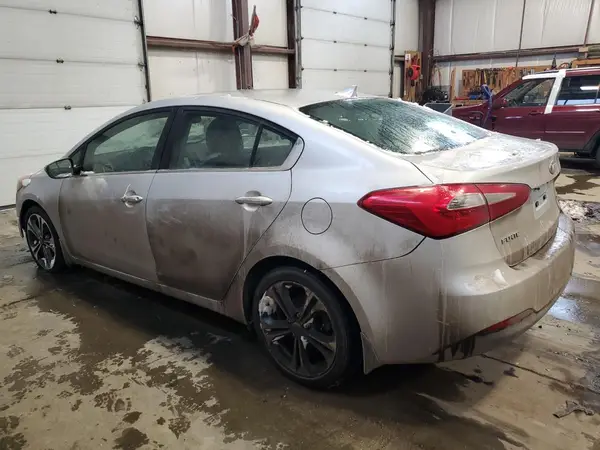 KNAFZ4A85G5491056 2016 KIA FORTE - Image 2