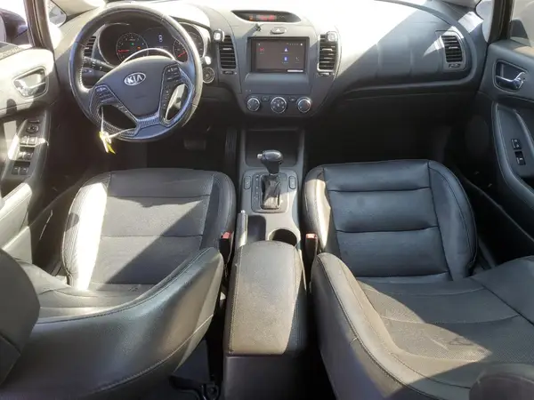 KNAFZ4A85G5525917 2016 KIA FORTE - Image 8