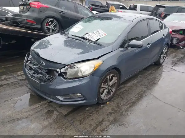 KNAFZ4A85G5529224 2016 KIA FORTE - Image 2