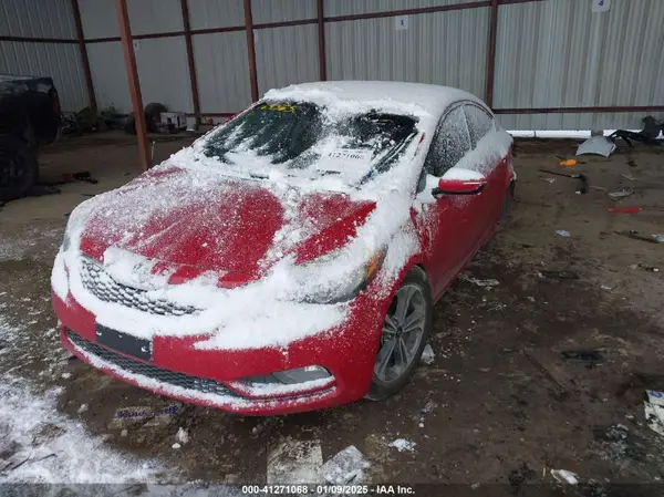 KNAFZ4A85G5612989 2016 KIA FORTE - Image 2