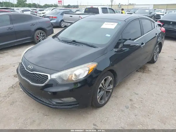 KNAFZ4A86G5490076 2016 KIA FORTE - Image 2