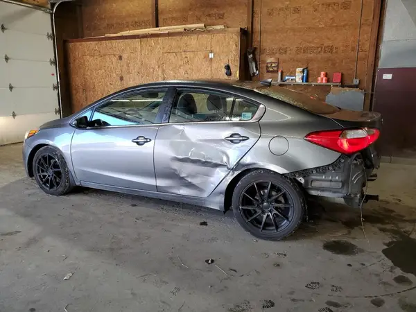 KNAFZ4A86G5490708 2016 KIA FORTE - Image 2