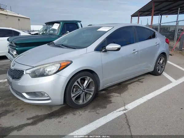 KNAFZ4A86G5523450 2016 KIA FORTE - Image 2