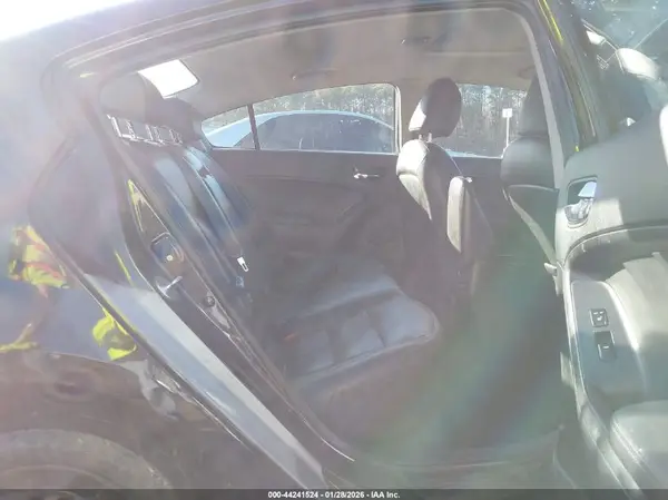 KNAFZ4A86G5553550 2016 KIA FORTE - Image 8