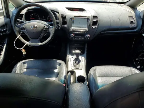 KNAFZ4A86G5569988 2016 KIA FORTE - Image 8
