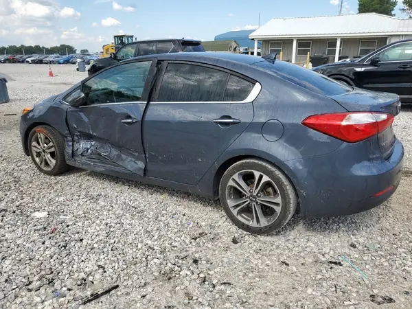 KNAFZ4A86G5574091 2016 KIA FORTE - Image 2