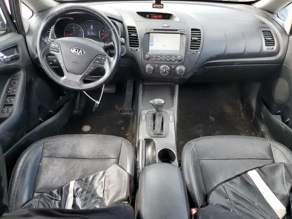 KNAFZ4A86G5574091 2016 KIA FORTE - Image 8