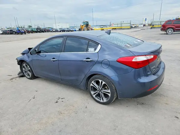 KNAFZ4A87G5489695 2016 KIA FORTE - Image 2