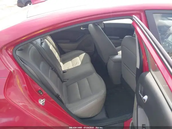 KNAFZ4A87G5548437 2016 KIA FORTE - Image 8