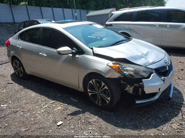 KNAFZ4A88G5473568 2016 KIA FORTE - Image 1