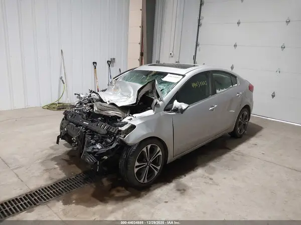 KNAFZ4A88G5522512 2016 KIA FORTE - Image 2