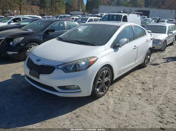 KNAFZ4A88G5549855 2016 KIA FORTE - Image 2