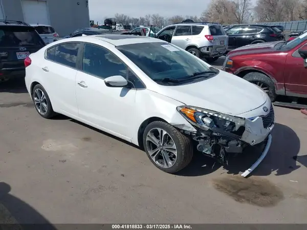 KNAFZ4A88G5615241 2016 KIA FORTE - Image 1