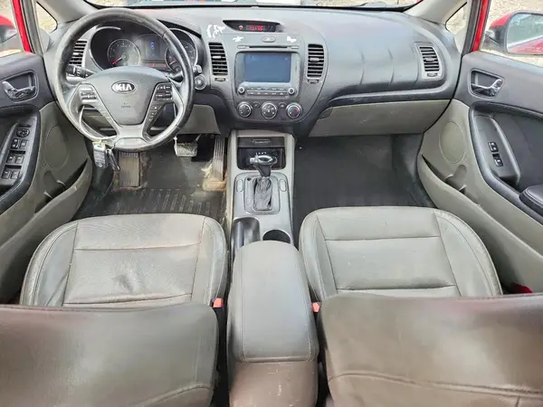 KNAFZ4A89G5504844 2016 KIA FORTE - Image 8