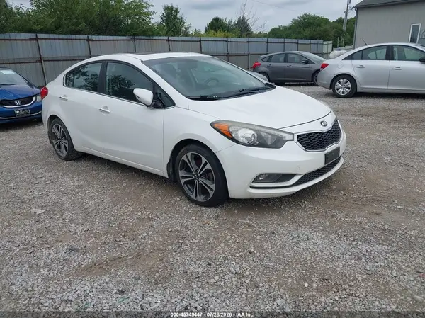 KNAFZ4A89G5551226 2016 KIA FORTE - Image 1