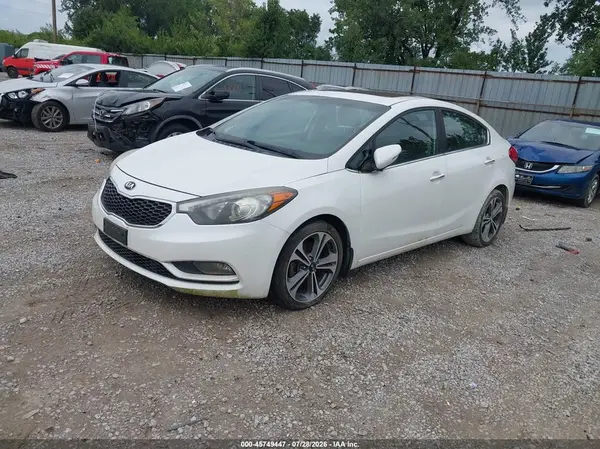 KNAFZ4A89G5551226 2016 KIA FORTE - Image 2