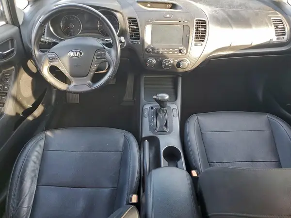 KNAFZ4A89G5553543 2016 KIA FORTE - Image 8
