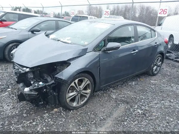 KNAFZ4A89G5571704 2016 KIA FORTE - Image 2