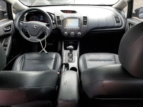 KNAFZ4A89G5615815 2016 KIA FORTE - Image 8