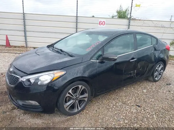 KNAFZ4A8XG5547444 2016 KIA FORTE - Image 2