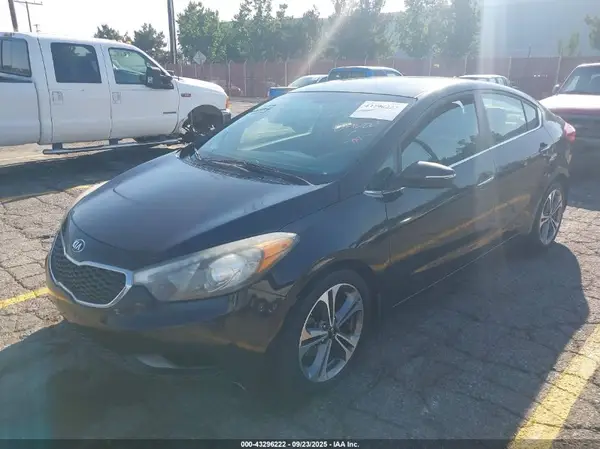 KNAFZ4A8XG5556158 2016 KIA FORTE - Image 2