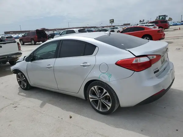 KNAFZ4A8XG5578466 2016 KIA FORTE - Image 2