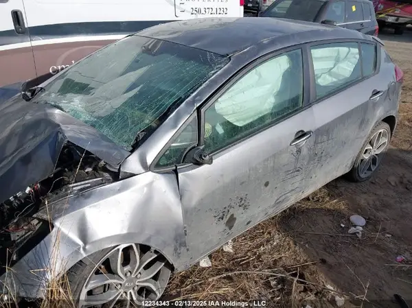KNAFZ5A30G5486499 2016 KIA FORTE - Image 2