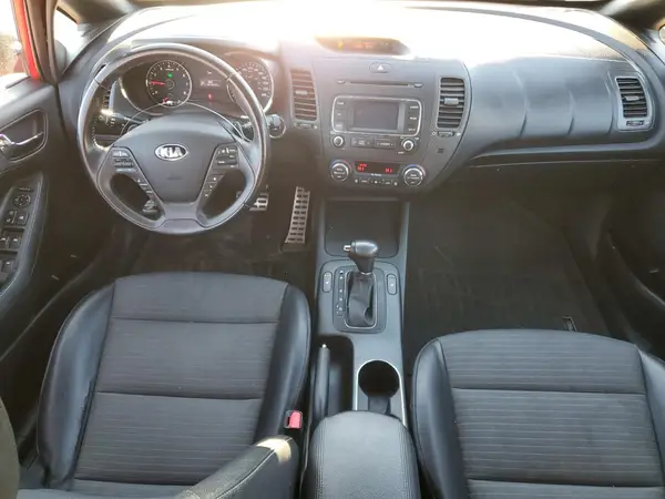 KNAFZ5A30G5625059 2016 KIA FORTE - Image 8