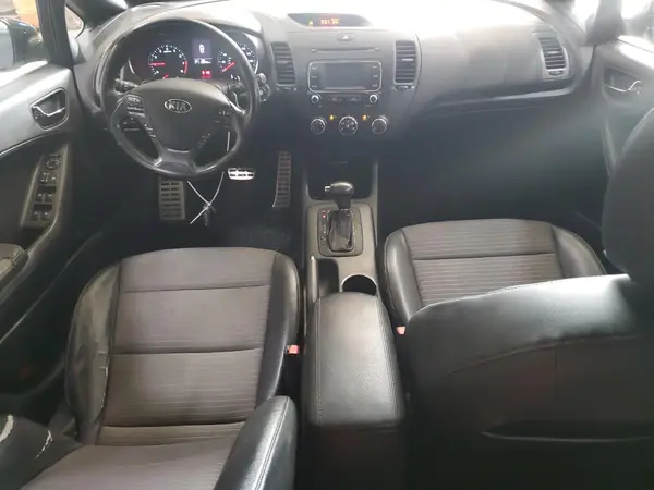 KNAFZ5A30G5631864 2016 KIA FORTE - Image 8