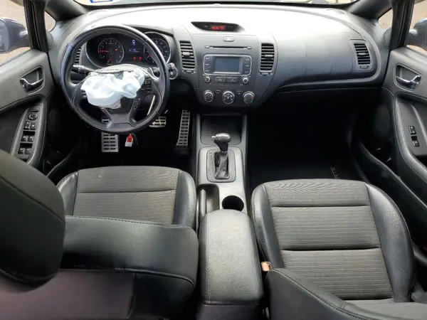 KNAFZ5A32G5498542 2016 KIA FORTE - Image 8