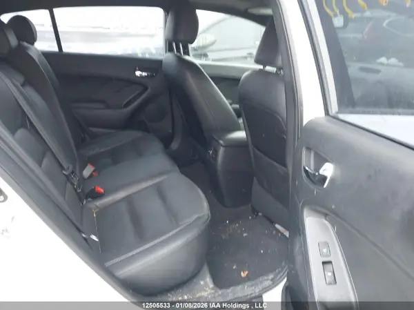 KNAFZ5A34G5457670 2016 KIA FORTE - Image 8