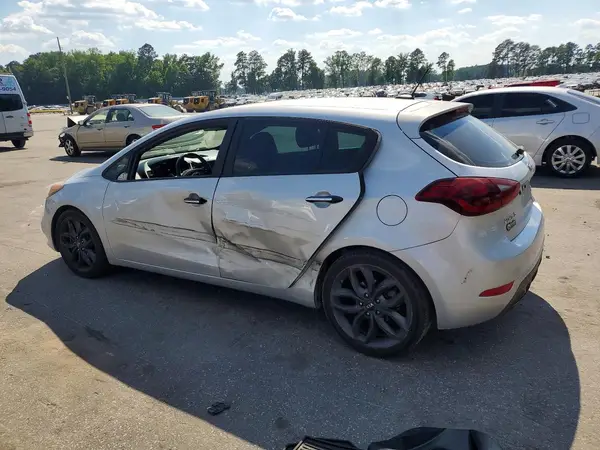 KNAFZ5A34G5499370 2016 KIA FORTE - Image 2