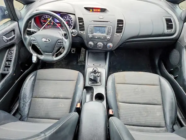 KNAFZ5A34G5546865 2016 KIA FORTE - Image 8