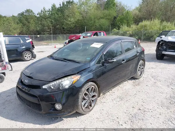 KNAFZ5A34G5636856 2016 KIA FORTE - Image 2