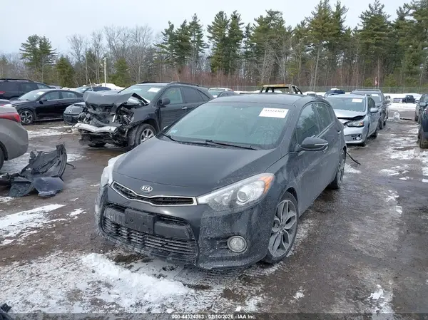 KNAFZ5A37G5561036 2016 KIA FORTE - Image 2