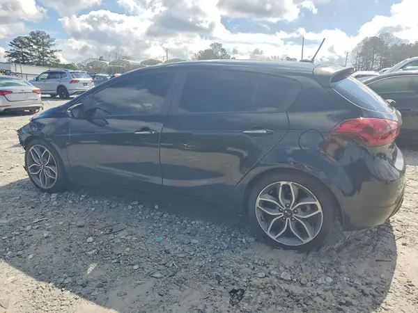 KNAFZ5A38G5560266 2016 KIA FORTE - Image 2