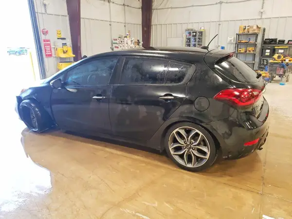 KNAFZ5A38G5583658 2016 KIA FORTE - Image 2