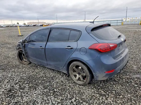 KNAFZ5A38G5590142 2016 KIA FORTE - Image 2